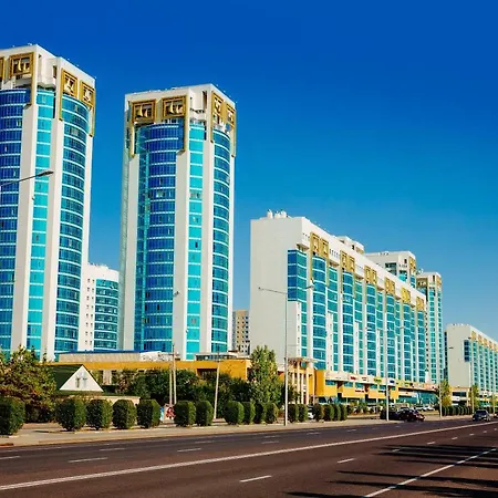 Baitеrеk Apartmеnt: Spacious Group Accommodation Nur-Sultan  Exterior photo