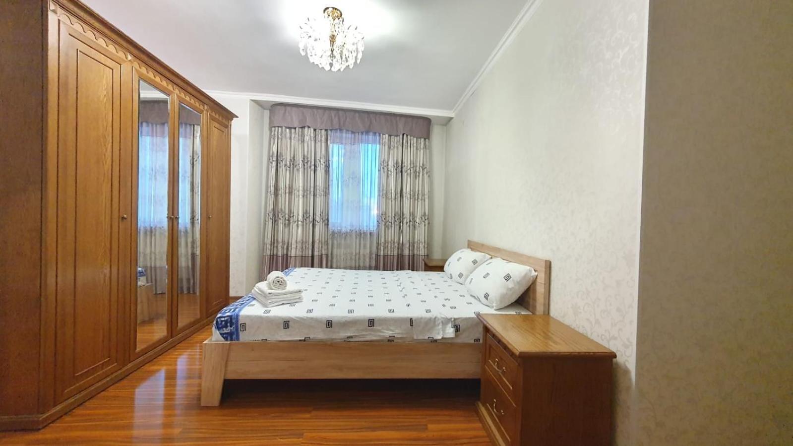 Baitеrеk Apartmеnt: Spacious Group Apartment