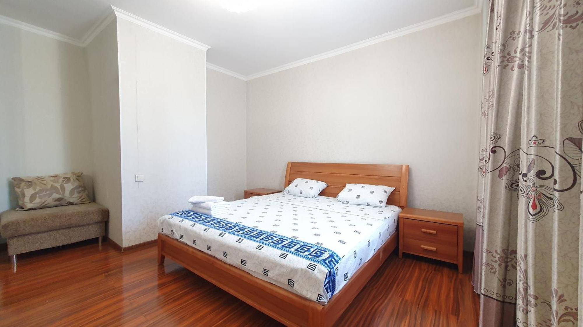 Baitеrеk Apartmеnt: Spacious Group Apartment *