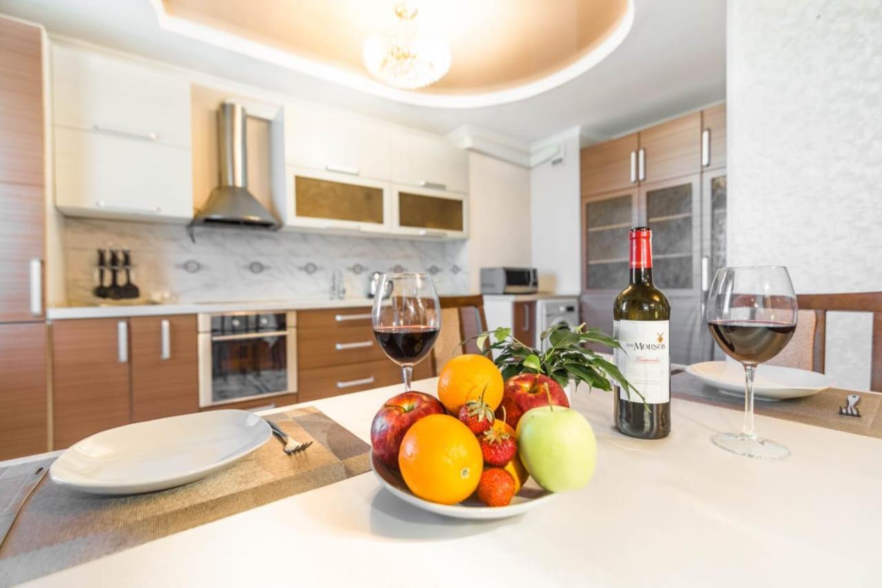 Baitеrеk Apartmеnt: Spacious Group Nur-Sultan (Astana)