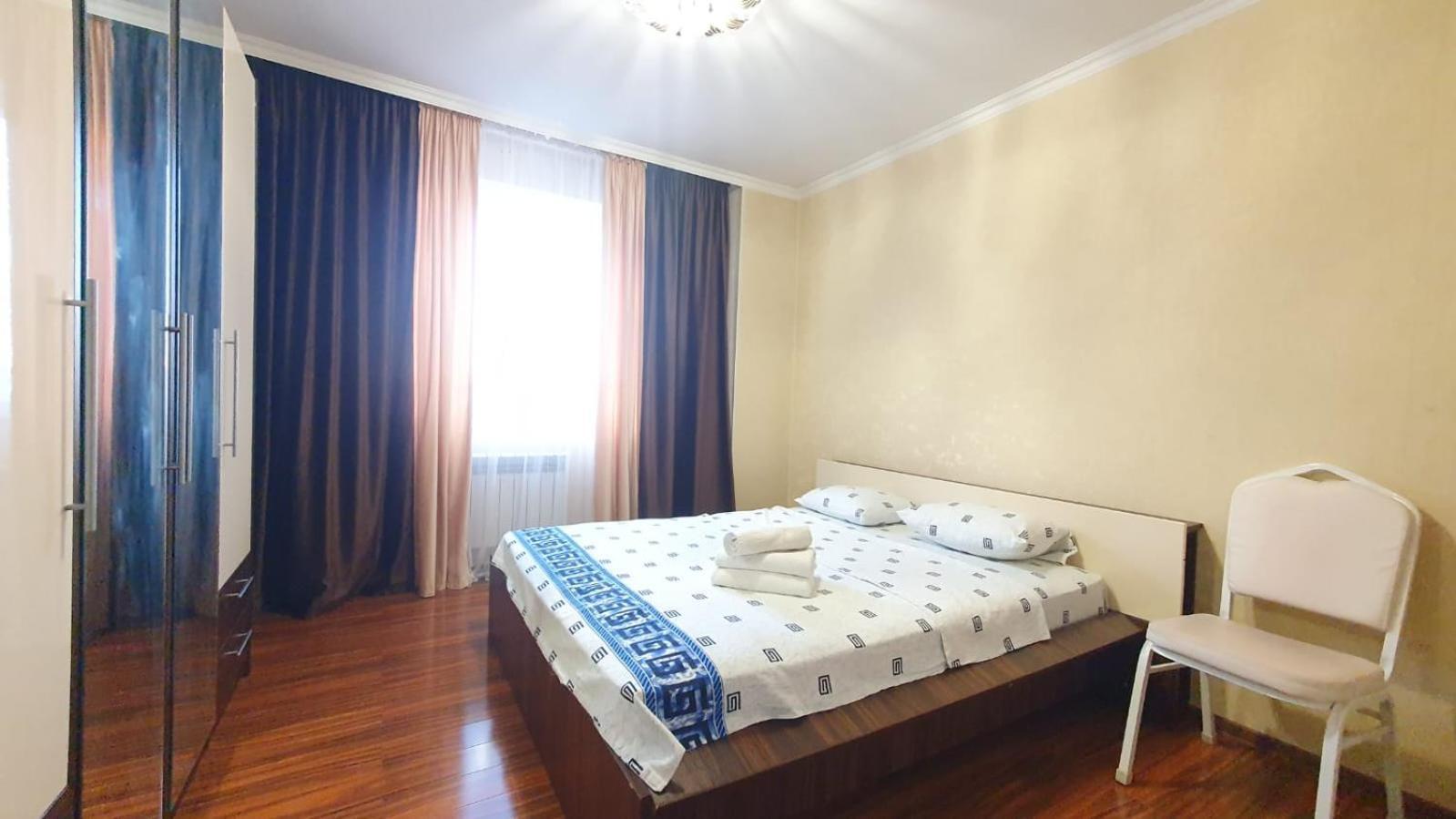 अपार्टमेंट Baitеrеk Apartmеnt: Spacious Group *