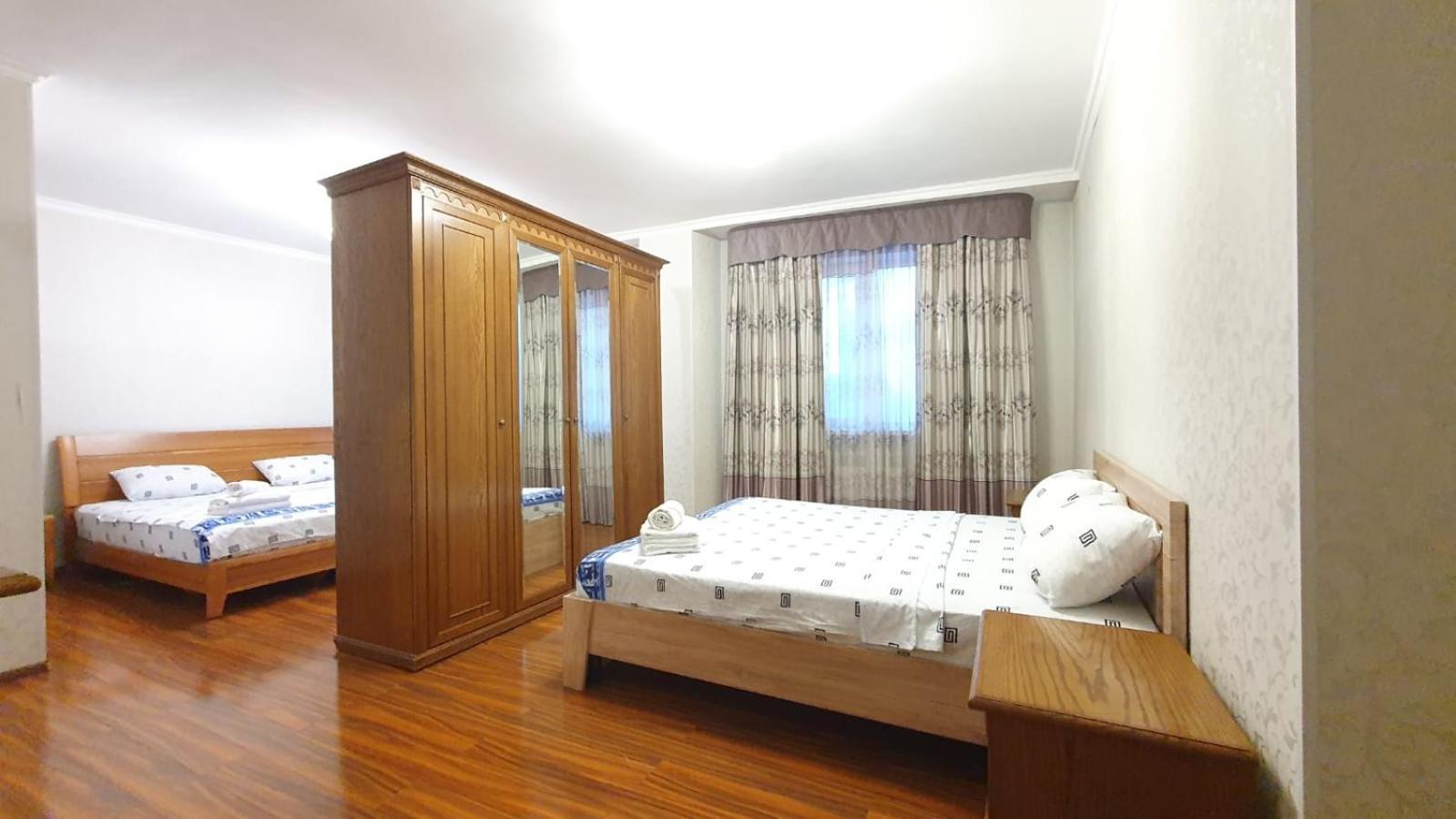 अपार्टमेंट Baitеrеk Apartmеnt: Spacious Group *